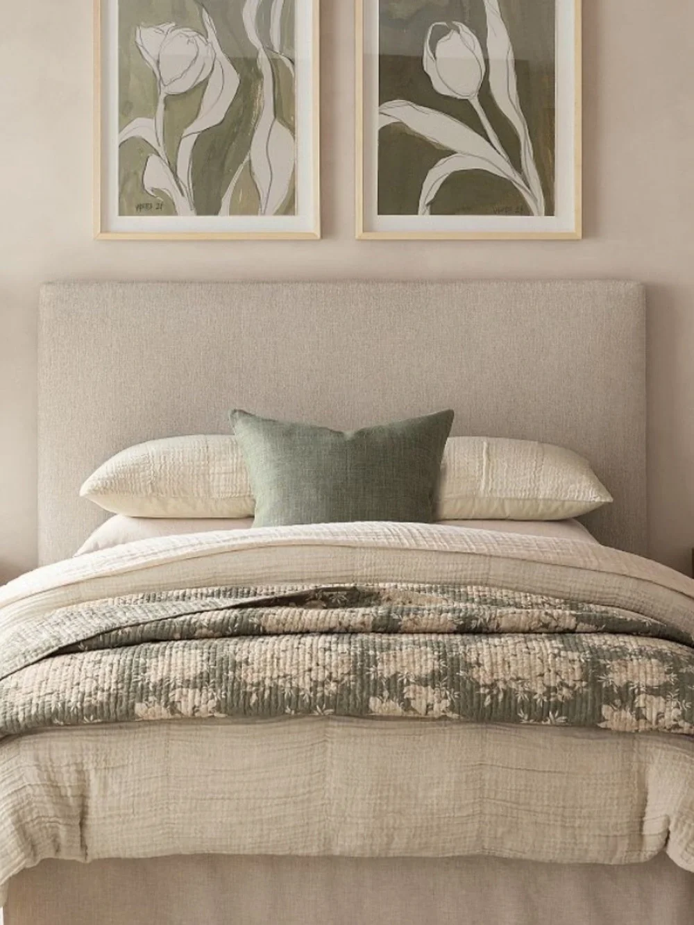 Pottery Barn Belgian Linen Pillows- set of 2